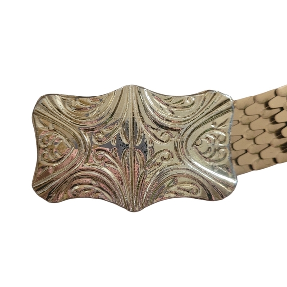 Vintage Gold Toned Fish Scale Style Belt - Picture 3 of 6